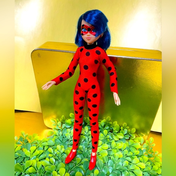 MIRACULOUS LADY BUG CAT NOIR THE MOVIE COLLECTIBLE FASHION DOLL BLUE HAIR 10.5” - Picture 9 of 11
